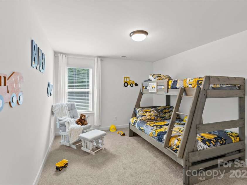 5902 Beatties Ford Road, Charlotte, NC 28216.  MLS# CAR4287587, YatesRealty ID 33691. 