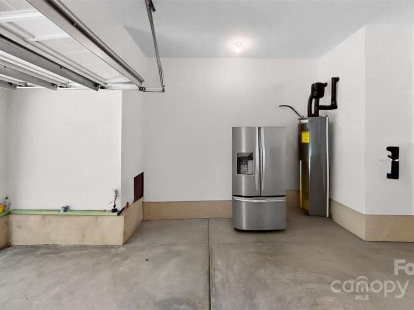 5902 Beatties Ford Road, Charlotte, NC 28216.  MLS# CAR4287587, YatesRealty ID 33691. 