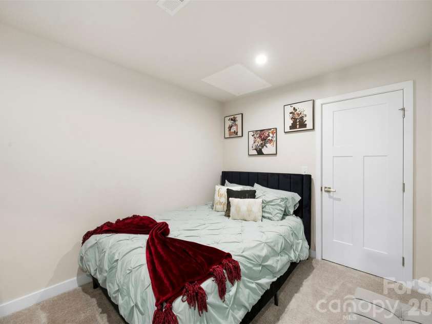 6234 Ashton Park Drive, Denver, NC 28037.  MLS# CAR4397810, YatesRealty ID 33693. 