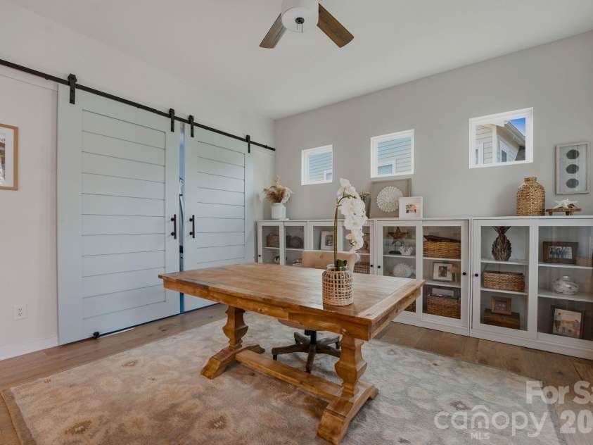 2081 Masons Bend Drive, Fort Mill, SC 29708.  MLS# CAR4391776, YatesRealty ID 33696. 