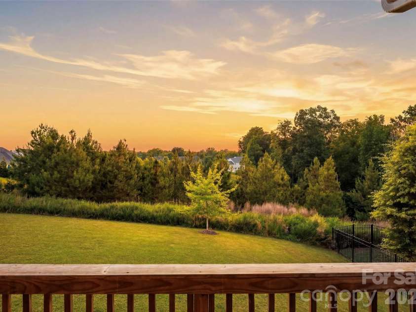 2081 Masons Bend Drive, Fort Mill, SC 29708.  MLS# CAR4391776, YatesRealty ID 33696. 