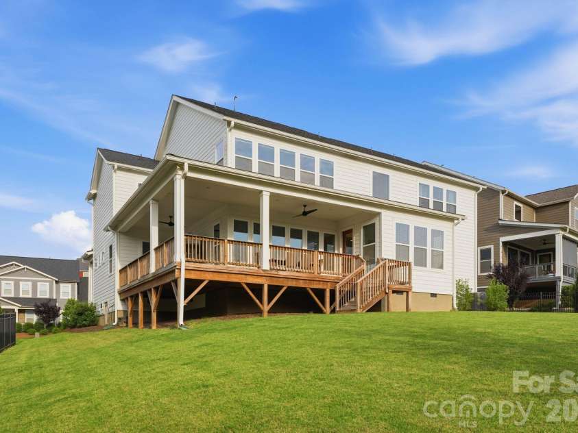 2081 Masons Bend Drive, Fort Mill, SC 29708.  MLS# CAR4391776, YatesRealty ID 33696. 