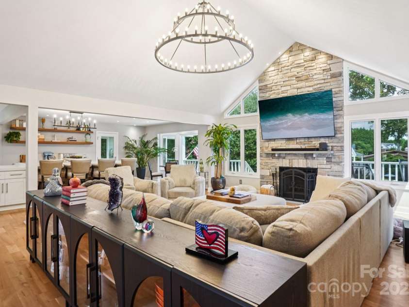 194 Ringneck Trail, Mooresville, NC 28117.  MLS# CAR4292841, YatesRealty ID 33697. 