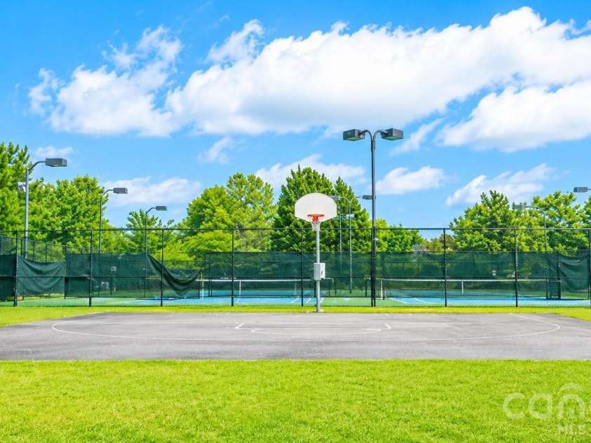 3543 Manor House Drive, Charlotte, NC 28270.  MLS# CAR4395770, YatesRealty ID 33698. 