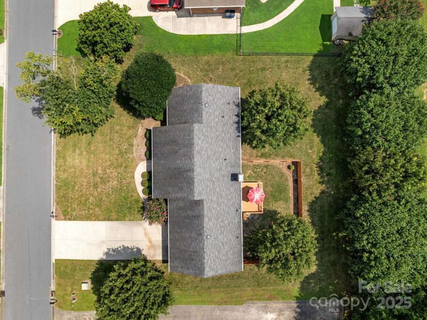 8613 Middleton Circle, Harrisburg, NC 28075.  MLS# CAR4290383, YatesRealty ID 33698. 