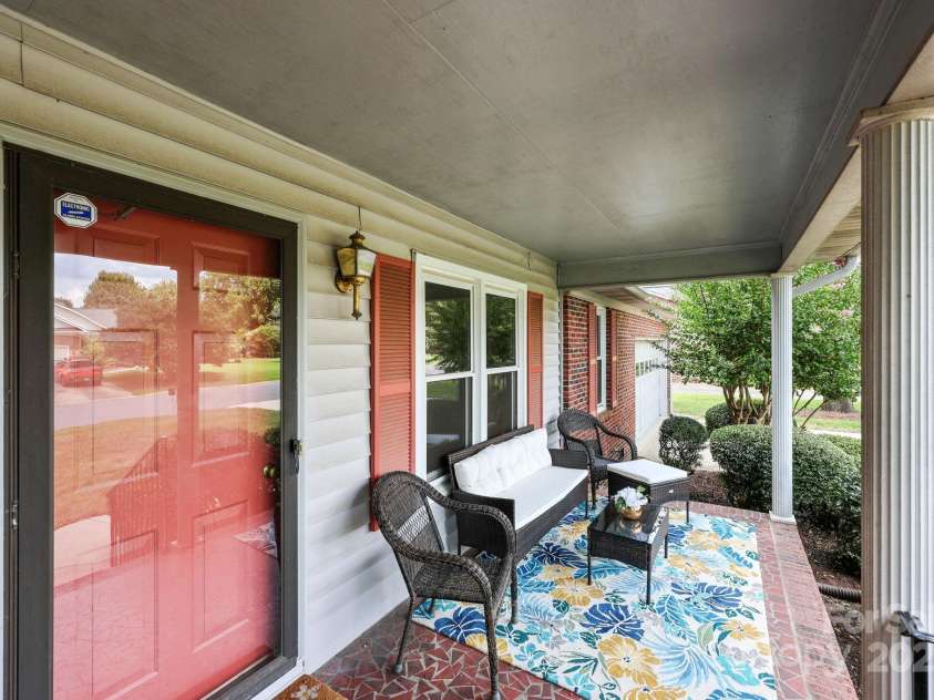 8613 Middleton Circle, Harrisburg, NC 28075.  MLS# CAR4290383, YatesRealty ID 33698. 