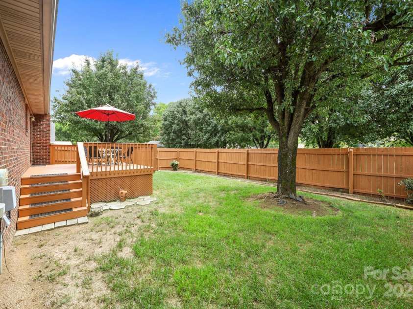 8613 Middleton Circle, Harrisburg, NC 28075.  MLS# CAR4290383, YatesRealty ID 33698. 