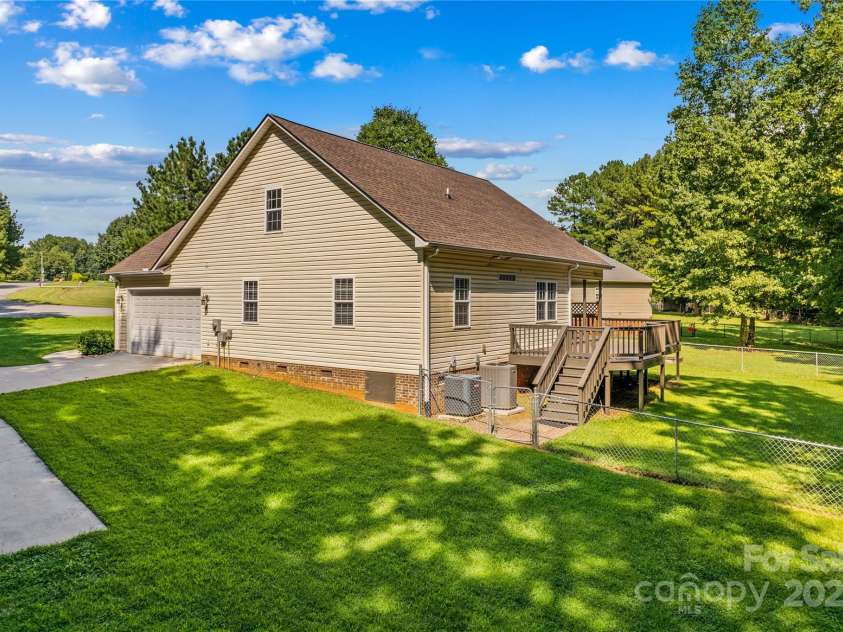 215 Meadow Lake Drive, Salisbury, NC 28146.  MLS# CAR4291335, YatesRealty ID 33699. Extra parking for boat? RV?