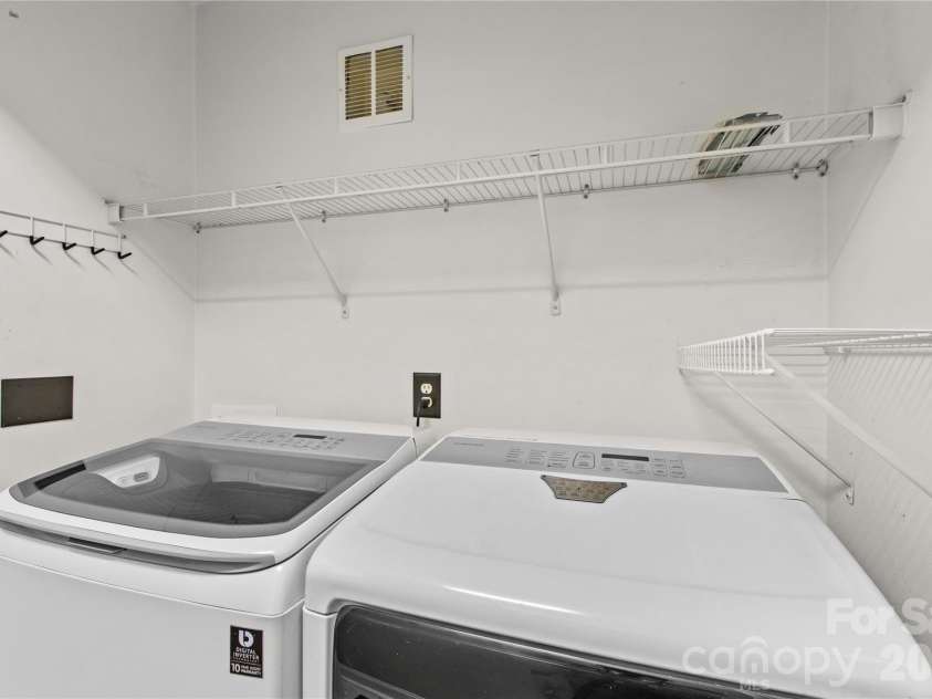 215 Meadow Lake Drive, Salisbury, NC 28146.  MLS# CAR4291335, YatesRealty ID 33699. Laundry-appliances convey are in great shape