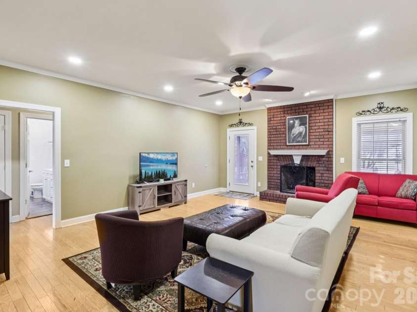 305 Wendover Drive, Locust, NC 28097.  MLS# CAR4397480, YatesRealty ID 33699. 
