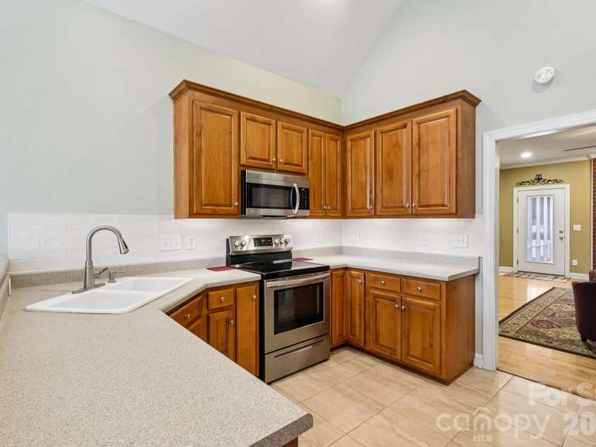 305 Wendover Drive, Locust, NC 28097.  MLS# CAR4397480, YatesRealty ID 33699. 