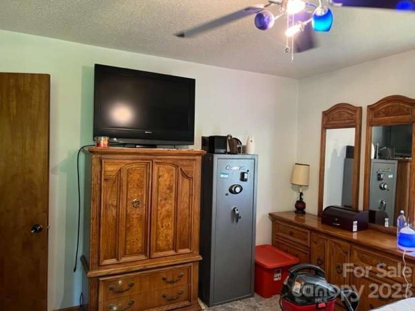 2752 Old Highway 221 None, Marion, NC 28752.  MLS# CAR4074622, YatesRealty ID 337. 