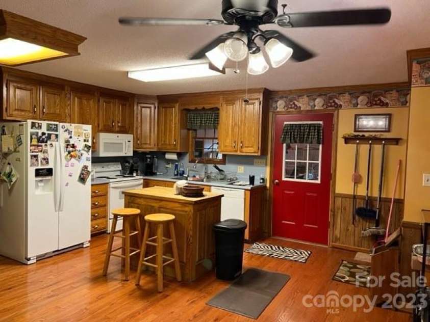 2752 Old Highway 221 None, Marion, NC 28752.  MLS# CAR4074622, YatesRealty ID 337. 