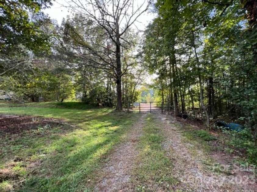 2752 Old Highway 221 None, Marion, NC 28752.  MLS# CAR4074622, YatesRealty ID 337. 