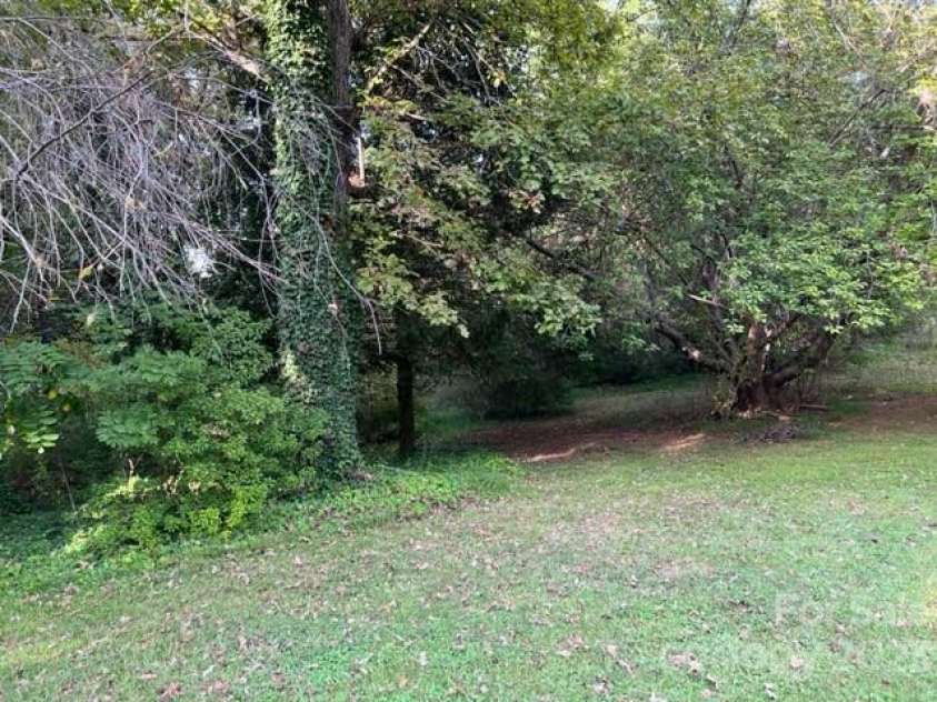 2752 Old Highway 221 None, Marion, NC 28752.  MLS# CAR4074622, YatesRealty ID 337. 