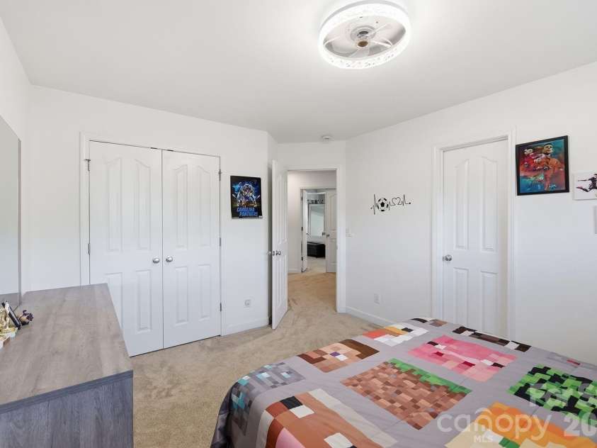 8120 Madrigal Court, Waxhaw, NC 28173.  MLS# CAR4394851, YatesRealty ID 33702. 