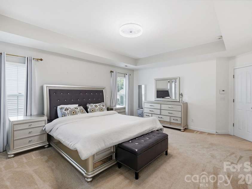 8120 Madrigal Court, Waxhaw, NC 28173.  MLS# CAR4394851, YatesRealty ID 33702. 