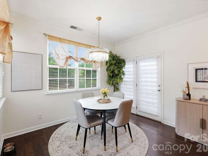 8120 Madrigal Court, Waxhaw, NC 28173.  MLS# CAR4394851, YatesRealty ID 33702. 
