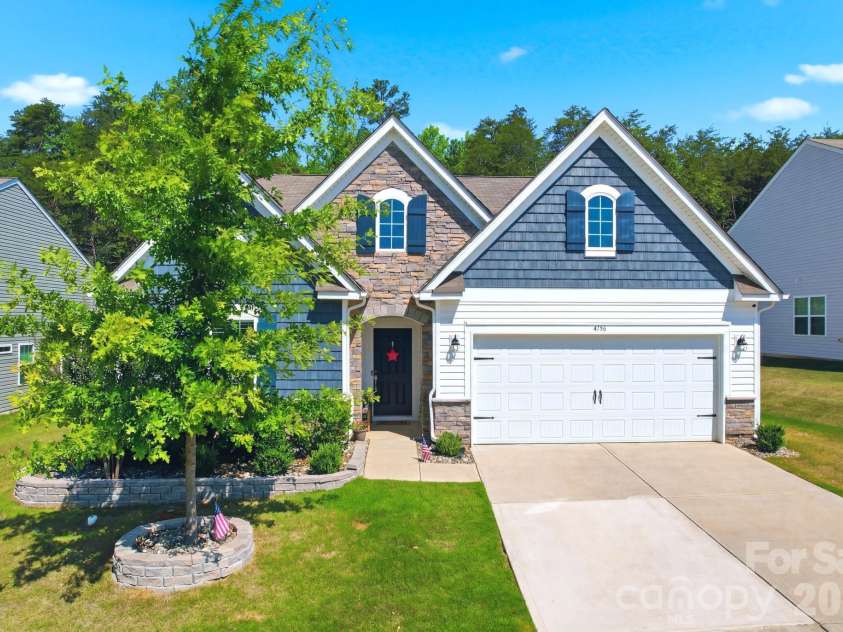 4756 Maiden Creek Way, Maiden, NC 28650.  MLS# CAR4397811, YatesRealty ID 33703. 