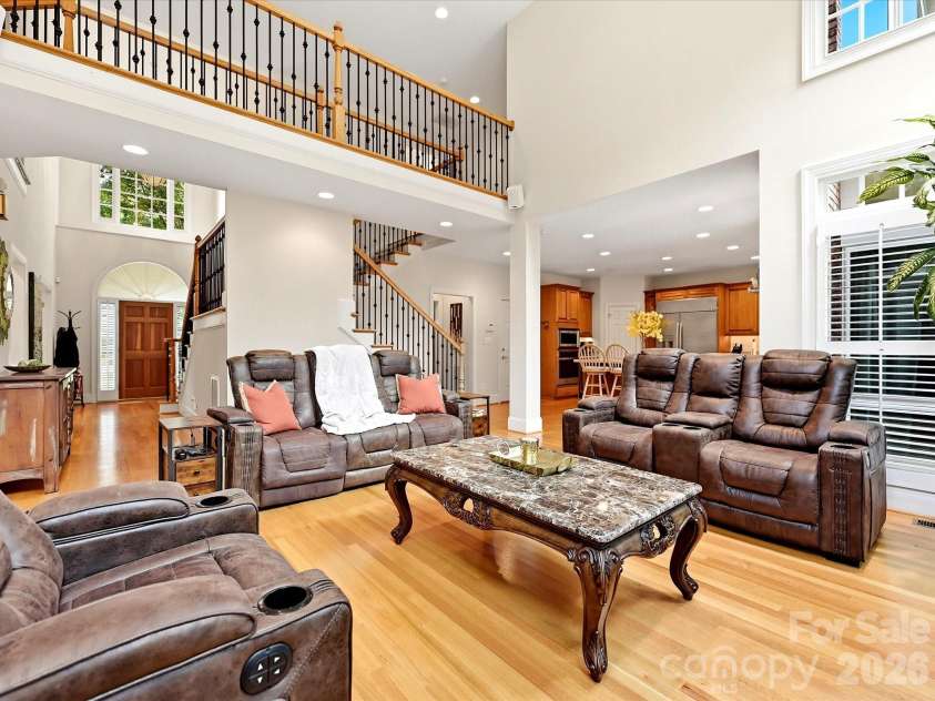 2744 Pinewood Road, Chester, SC 29706.  MLS# CAR4394276, YatesRealty ID 33704. 