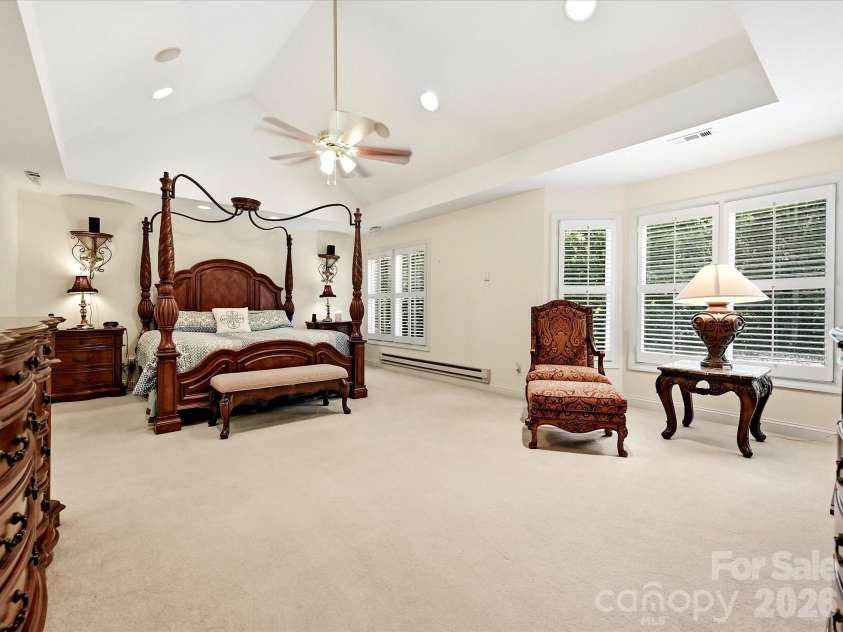 2744 Pinewood Road, Chester, SC 29706.  MLS# CAR4394276, YatesRealty ID 33704. 