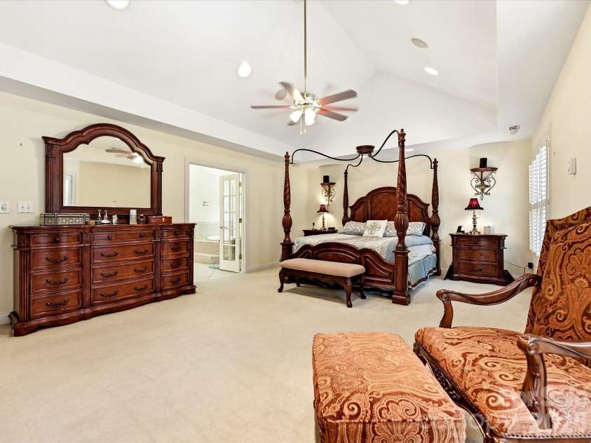2744 Pinewood Road, Chester, SC 29706.  MLS# CAR4394276, YatesRealty ID 33704. 
