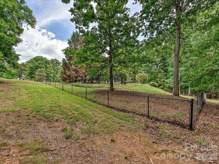 2744 Pinewood Road, Chester, SC 29706.  MLS# CAR4394276, YatesRealty ID 33704. 
