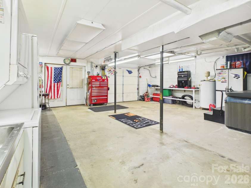 19 Pinecrest Court, Taylorsville, NC 28681.  MLS# CAR4388793, YatesRealty ID 33705. Workshop /Basement