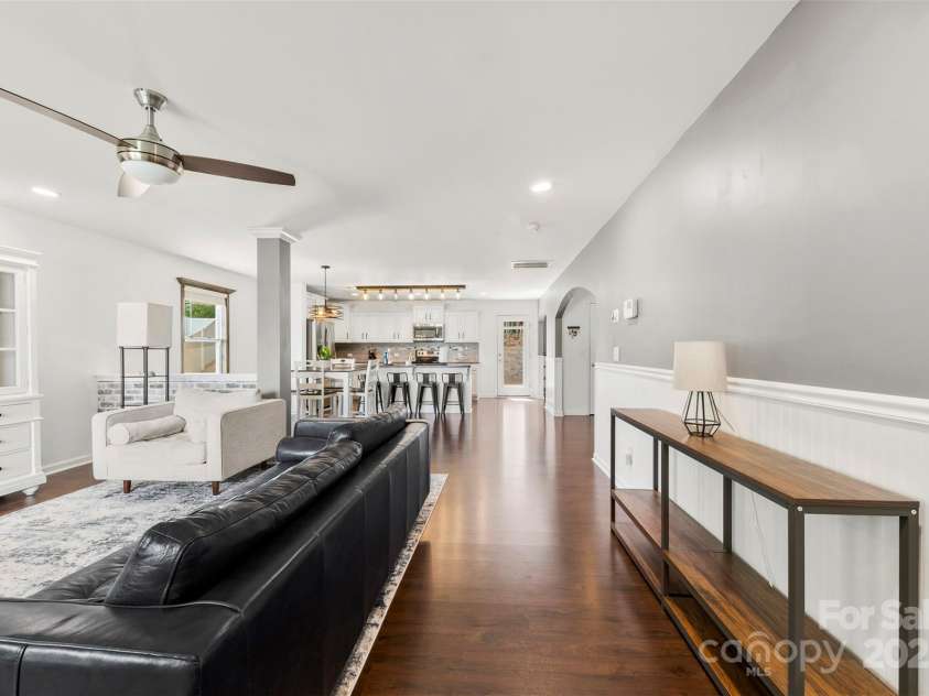 819 Spencer Lane, Kannapolis, NC 28081.  MLS# CAR4281758, YatesRealty ID 33705. 