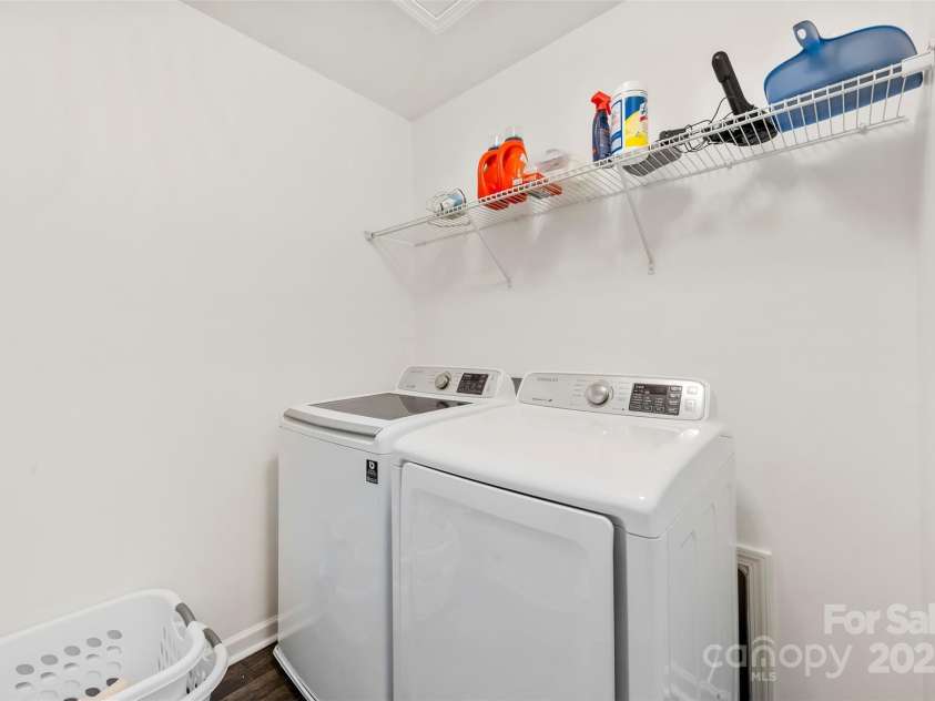 819 Spencer Lane, Kannapolis, NC 28081.  MLS# CAR4281758, YatesRealty ID 33705. 