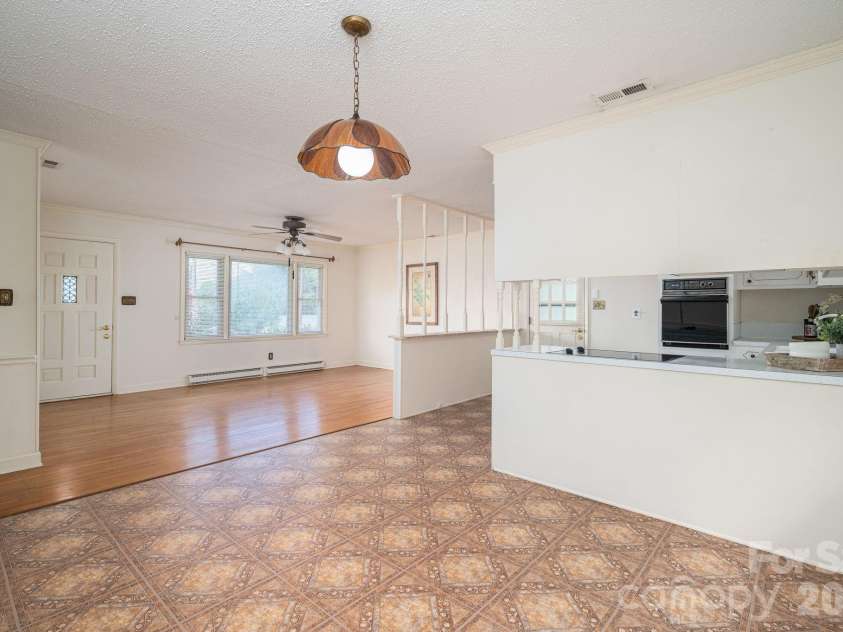 13 Spruce Pine Drive, Belmont, NC 28012.  MLS# CAR4395692, YatesRealty ID 33706. 