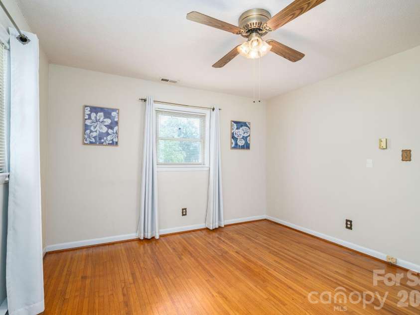 13 Spruce Pine Drive, Belmont, NC 28012.  MLS# CAR4395692, YatesRealty ID 33706. 