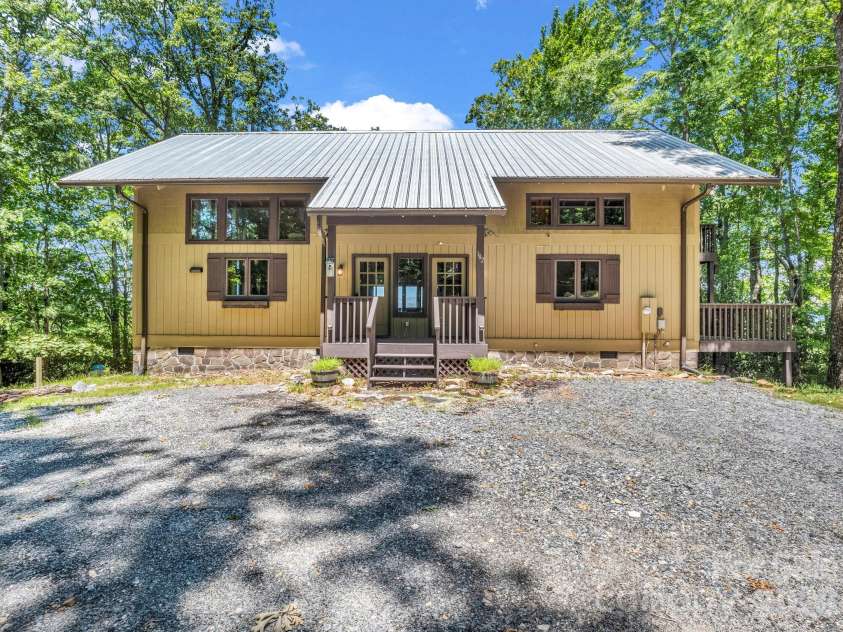 182 Antler Ridge, Rosman, NC 28772.  MLS# CAR4397781, YatesRealty ID 33708. 