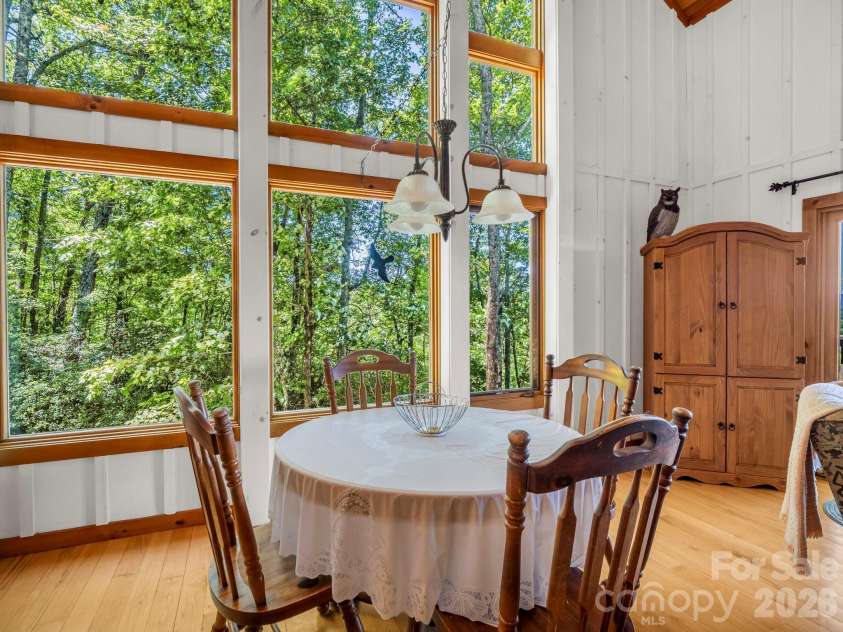 182 Antler Ridge, Rosman, NC 28772.  MLS# CAR4397781, YatesRealty ID 33708. 