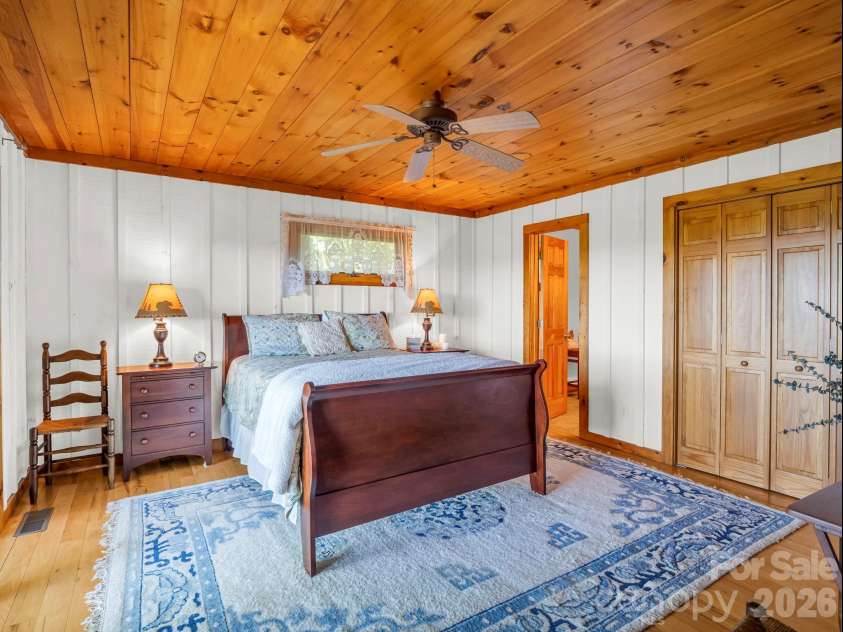 182 Antler Ridge, Rosman, NC 28772.  MLS# CAR4397781, YatesRealty ID 33708. 