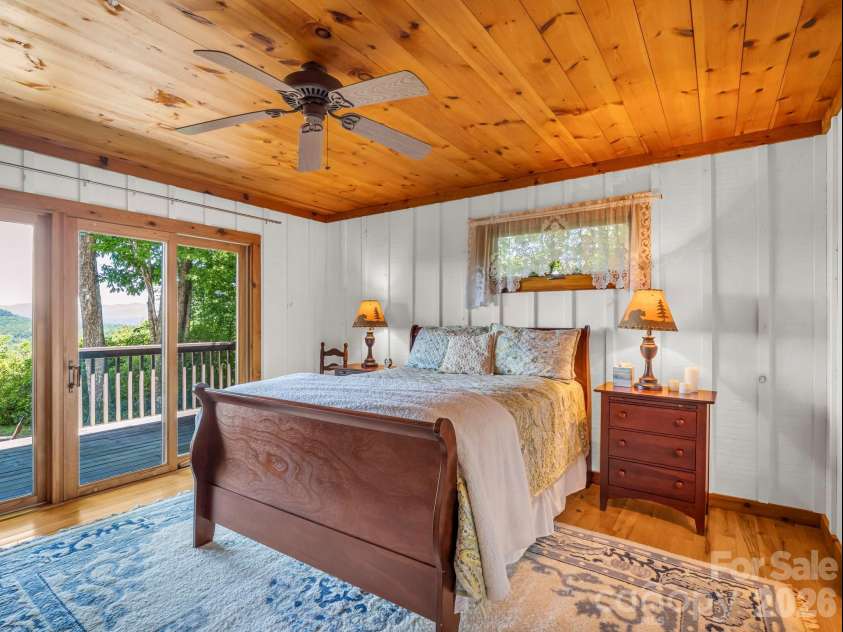 182 Antler Ridge, Rosman, NC 28772.  MLS# CAR4397781, YatesRealty ID 33708. 