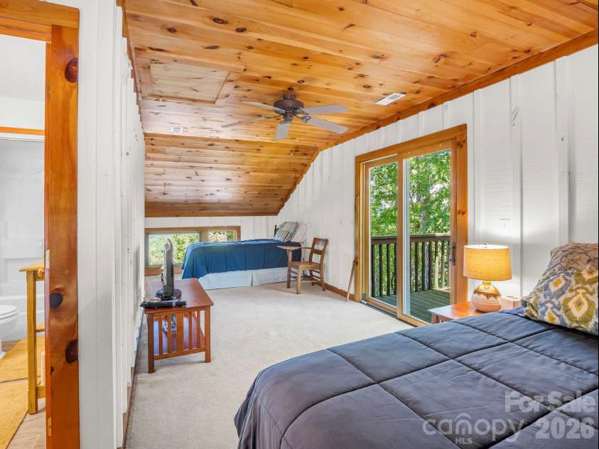 182 Antler Ridge, Rosman, NC 28772.  MLS# CAR4397781, YatesRealty ID 33708. 