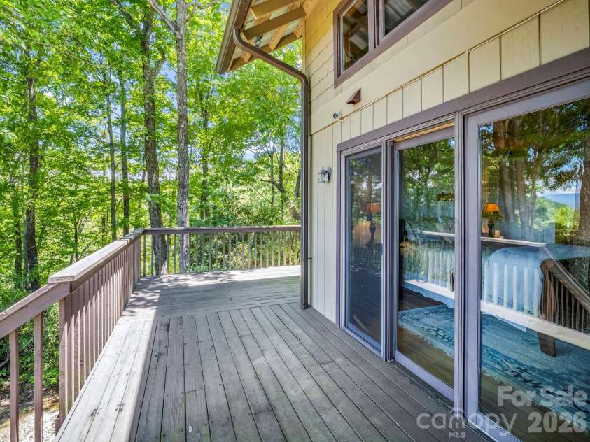 182 Antler Ridge, Rosman, NC 28772.  MLS# CAR4397781, YatesRealty ID 33708. 
