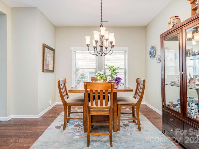 11132 Warfield Avenue, Huntersville, NC 28078.  MLS# CAR4289765, YatesRealty ID 33709. Dining Area