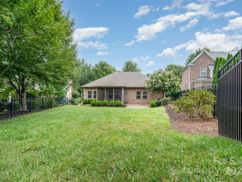 11132 Warfield Avenue, Huntersville, NC 28078.  MLS# CAR4289765, YatesRealty ID 33709. Large Back Yard