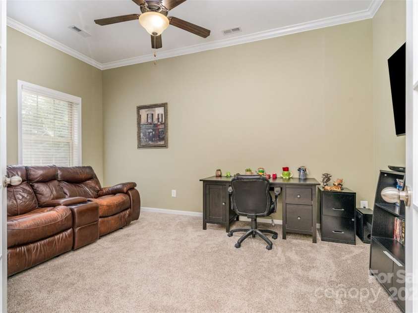 11132 Warfield Avenue, Huntersville, NC 28078.  MLS# CAR4289765, YatesRealty ID 33709. Office