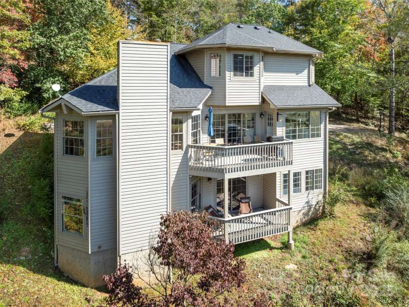 108 June Court, Lake Lure, NC 28746.  MLS# CAR4314287, YatesRealty ID 3371. 