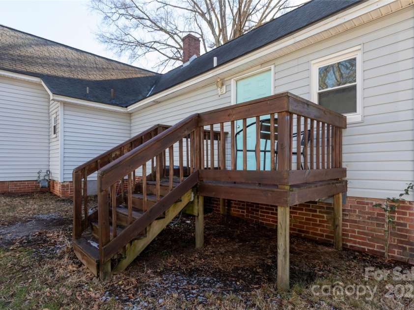 298 Misenheimer Drive, Concord, NC 28025.  MLS# CAR4213108, YatesRealty ID 3371. 