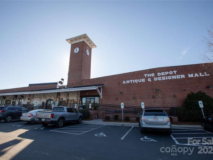 298 Misenheimer Drive, Concord, NC 28025.  MLS# CAR4213108, YatesRealty ID 3371. 