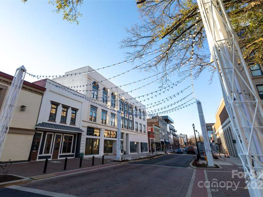 298 Misenheimer Drive, Concord, NC 28025.  MLS# CAR4213108, YatesRealty ID 3371. 