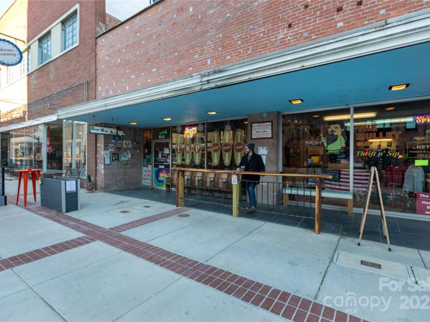 298 Misenheimer Drive, Concord, NC 28025.  MLS# CAR4213108, YatesRealty ID 3371. 