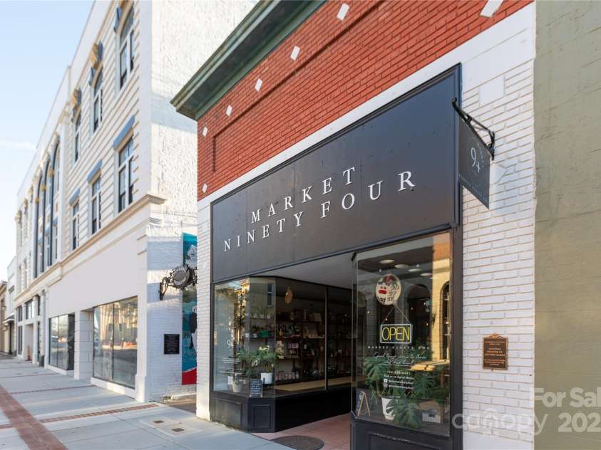 298 Misenheimer Drive, Concord, NC 28025.  MLS# CAR4213108, YatesRealty ID 3371. 