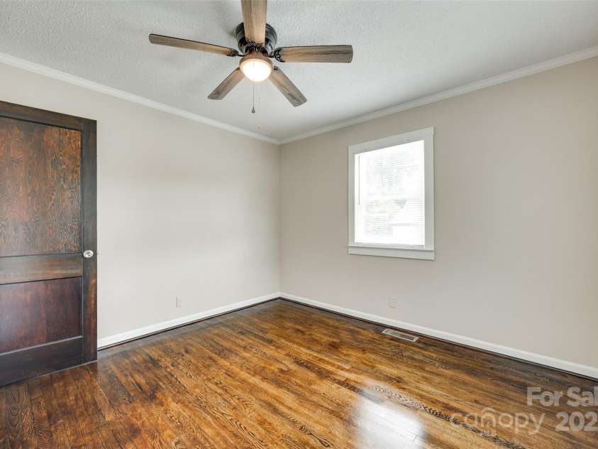 814 Grace Street, Kings Mountain, NC 28086.  MLS# CAR4273120, YatesRealty ID 3371. 