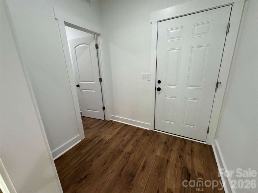 907 Orangewood Street, Kannapolis, NC 28081.  MLS# CAR4395518, YatesRealty ID 33710. Mud Room
