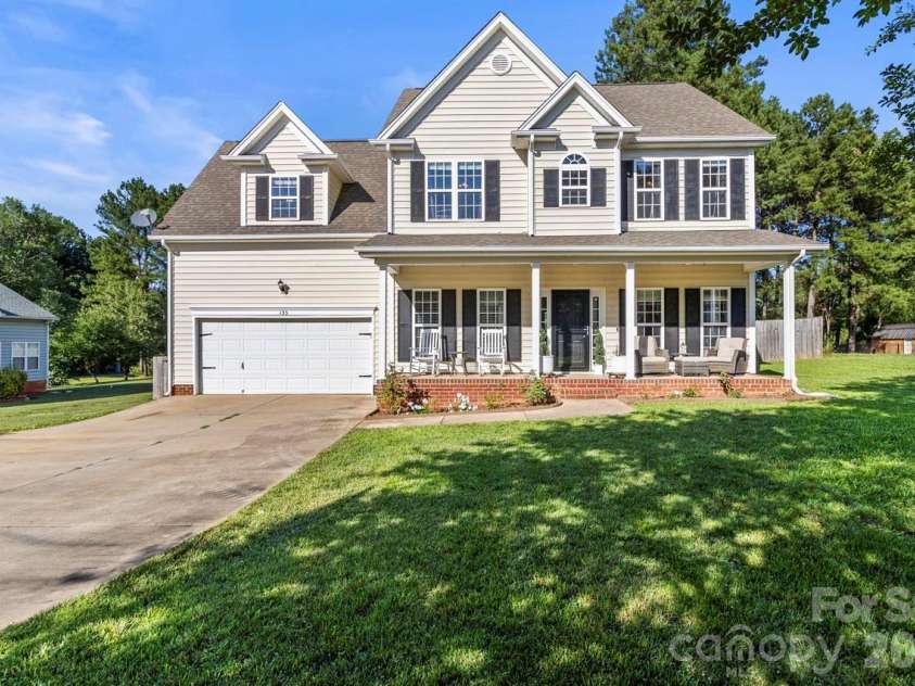 135 Painted Bunting Drive, Troutman, NC 28166.  MLS# CAR4396149, YatesRealty ID 33711. 